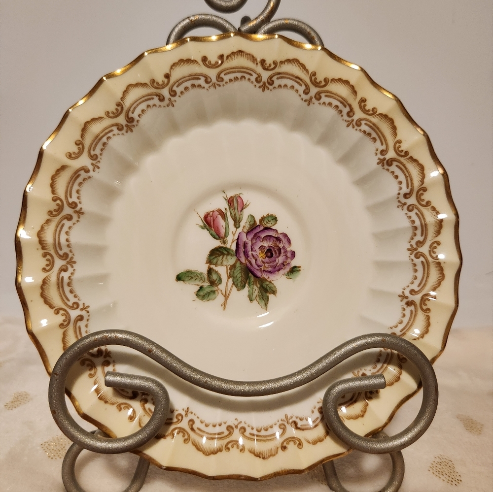Vintage Royal Worcester Gromwell small bowl. 6 inches